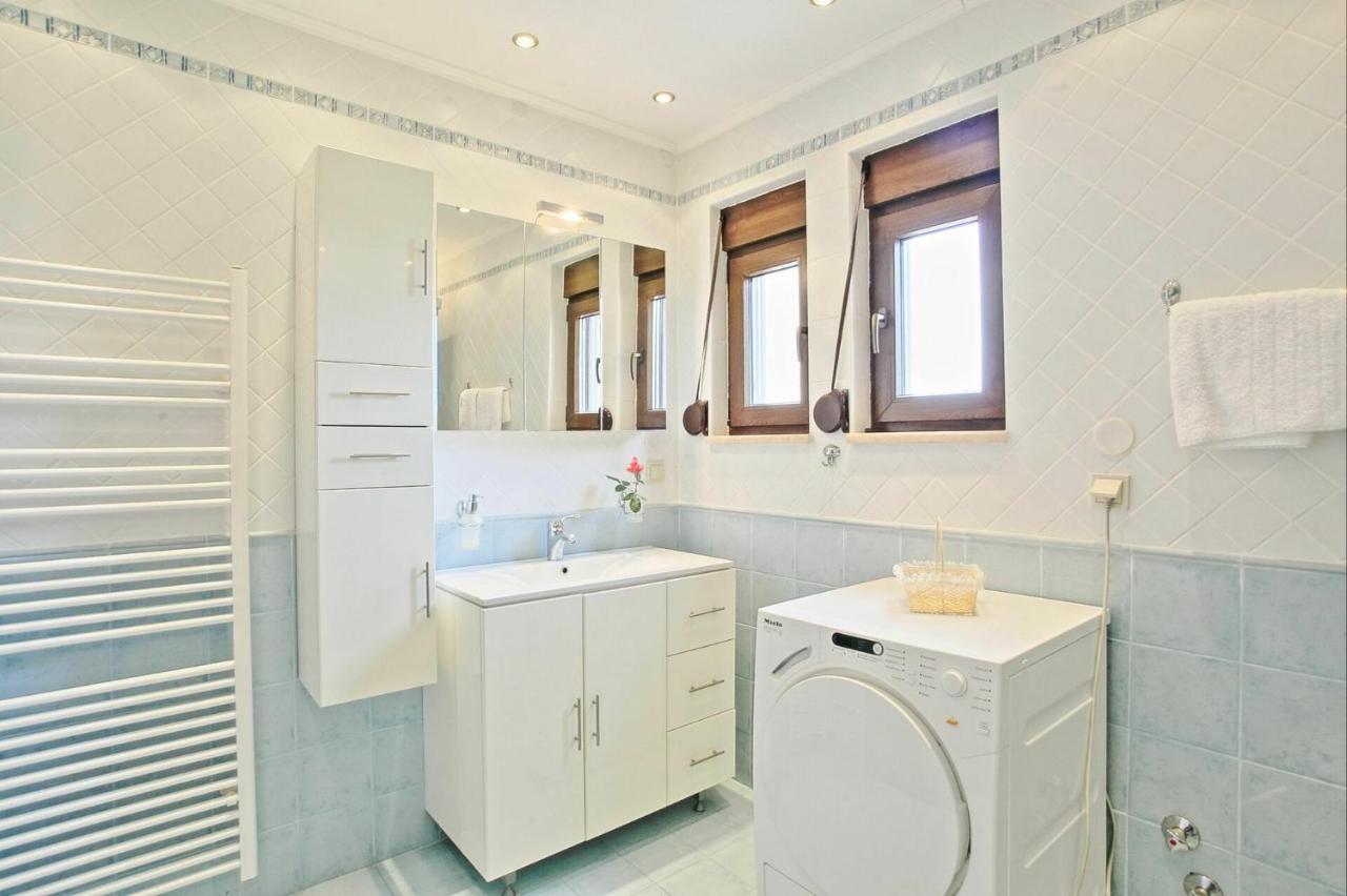 Acharavi Beach Villa By Posarellivillas Екстериор снимка